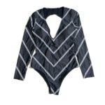 Summer beach women's one-piece swimsuit with black and white stripe pattern. - 图片 2