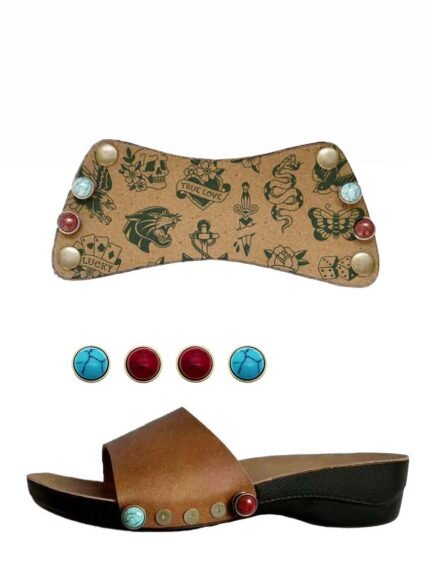 Sandals set featuring a green lion totem pattern